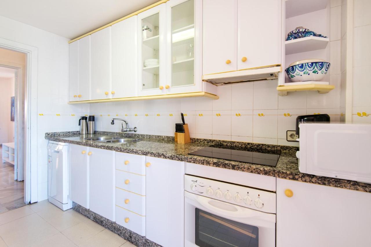 Boliches Center Apartment Next To The Beach, Parking, Pool & Terrace Fuengirola Exterior photo