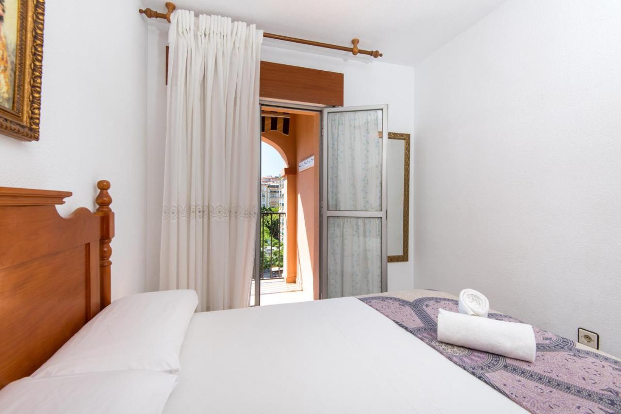 Boliches Center Apartment Next To The Beach, Parking, Pool & Terrace Fuengirola Exterior photo