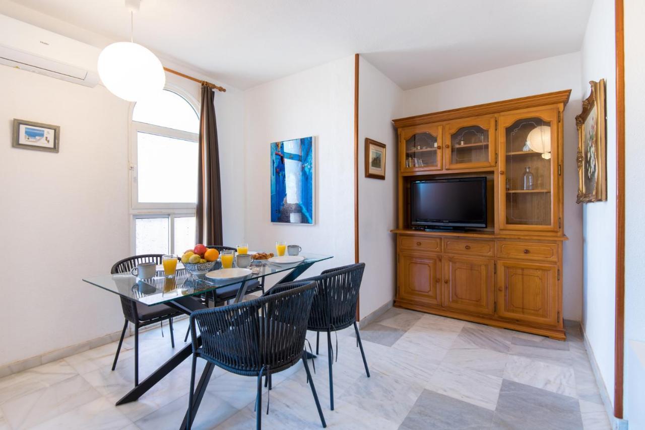 Boliches Center Apartment Next To The Beach, Parking, Pool & Terrace Fuengirola Exterior photo